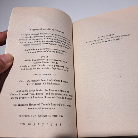 Stolen by Kelley Armstrong Paperback Book - Picture 6 of 7